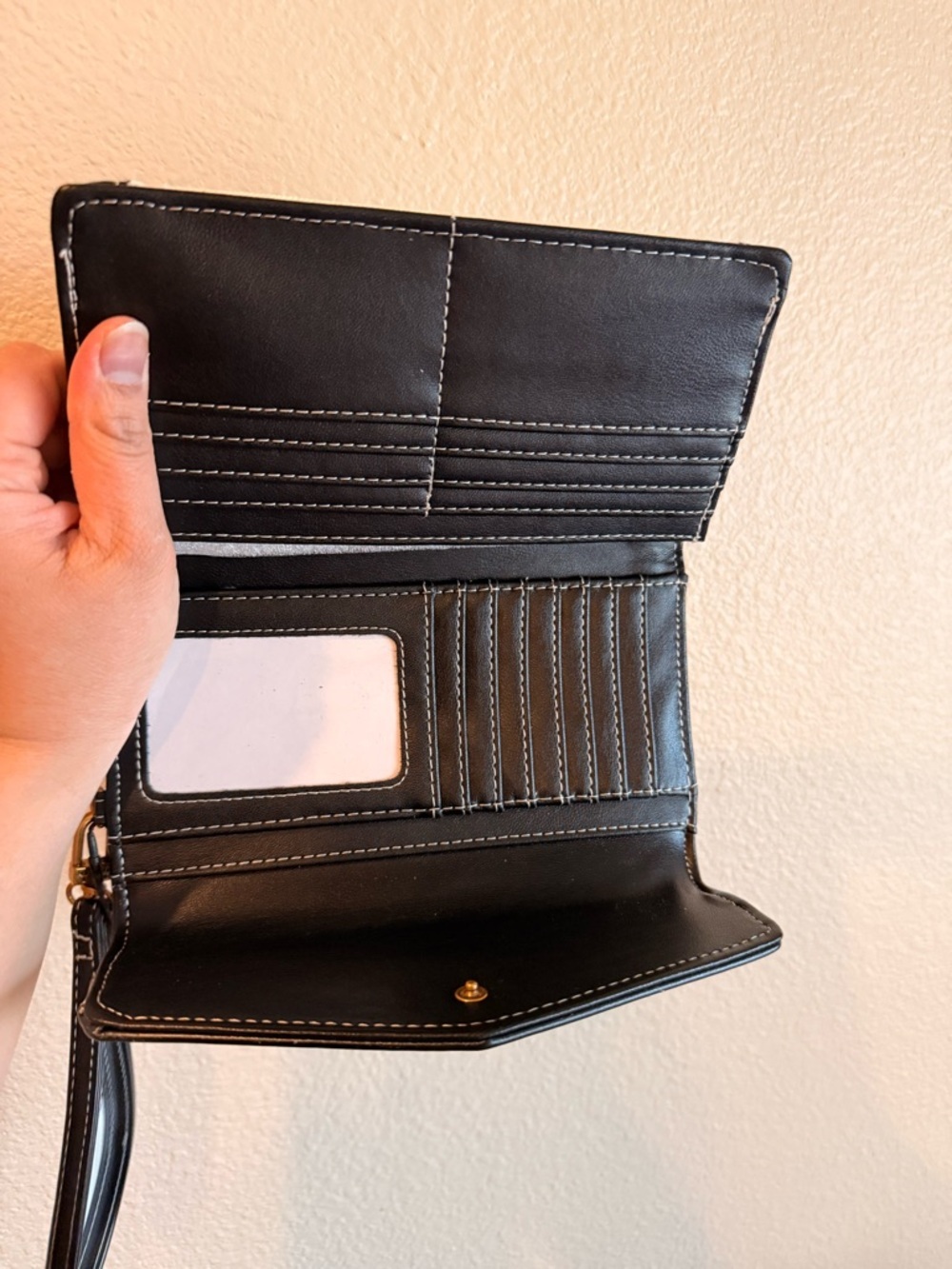 Steve Madden Black and Cream Women's Long Wallet- Designer Style - Picture 6 of 9